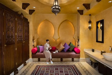 ladyboy in abu dhabi|Pink Spa .